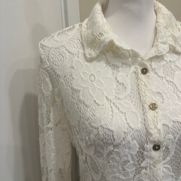 GUESS Y2K Cloud White Stretch Floral Lace Button Blouse Office Career Coquette - Picture 4 of 10